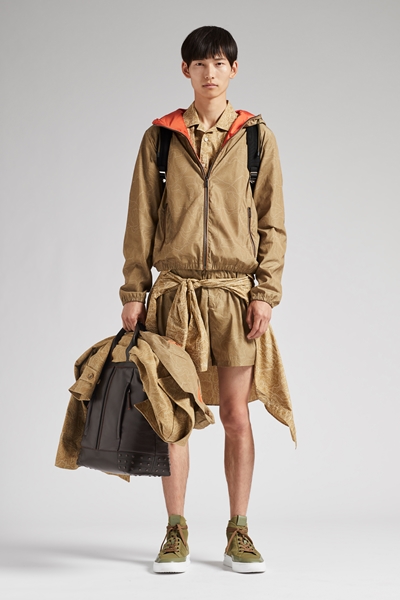 مجموعة Tod’s الرجالية لربيع وصيف 2020... تصاميم خفيفة بجودة عالية